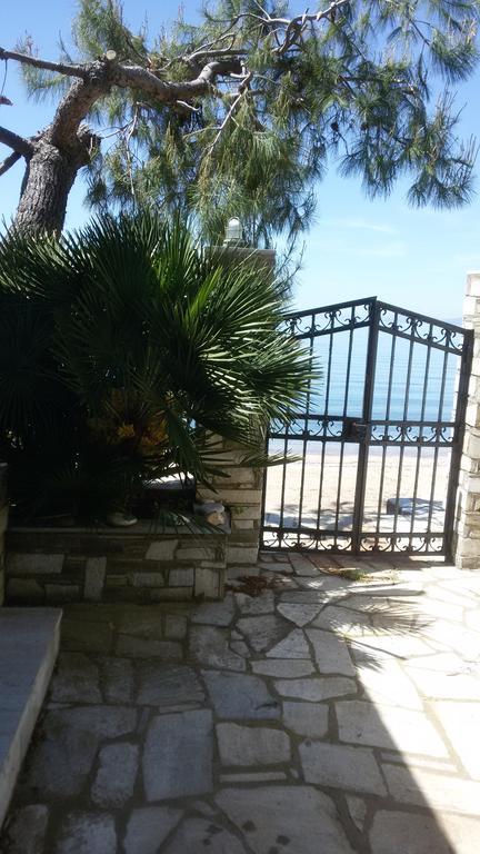 فيلا Stelios Seaside House ليفوكاسترو المظهر الخارجي الصورة