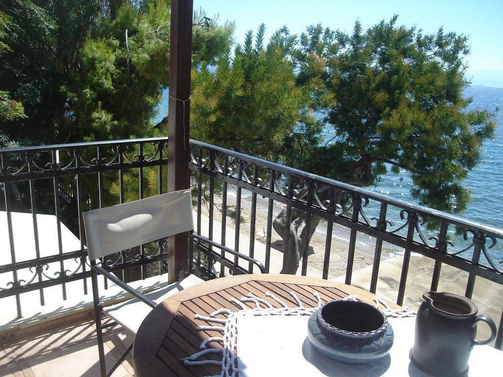 فيلا Stelios Seaside House ليفوكاسترو المظهر الخارجي الصورة